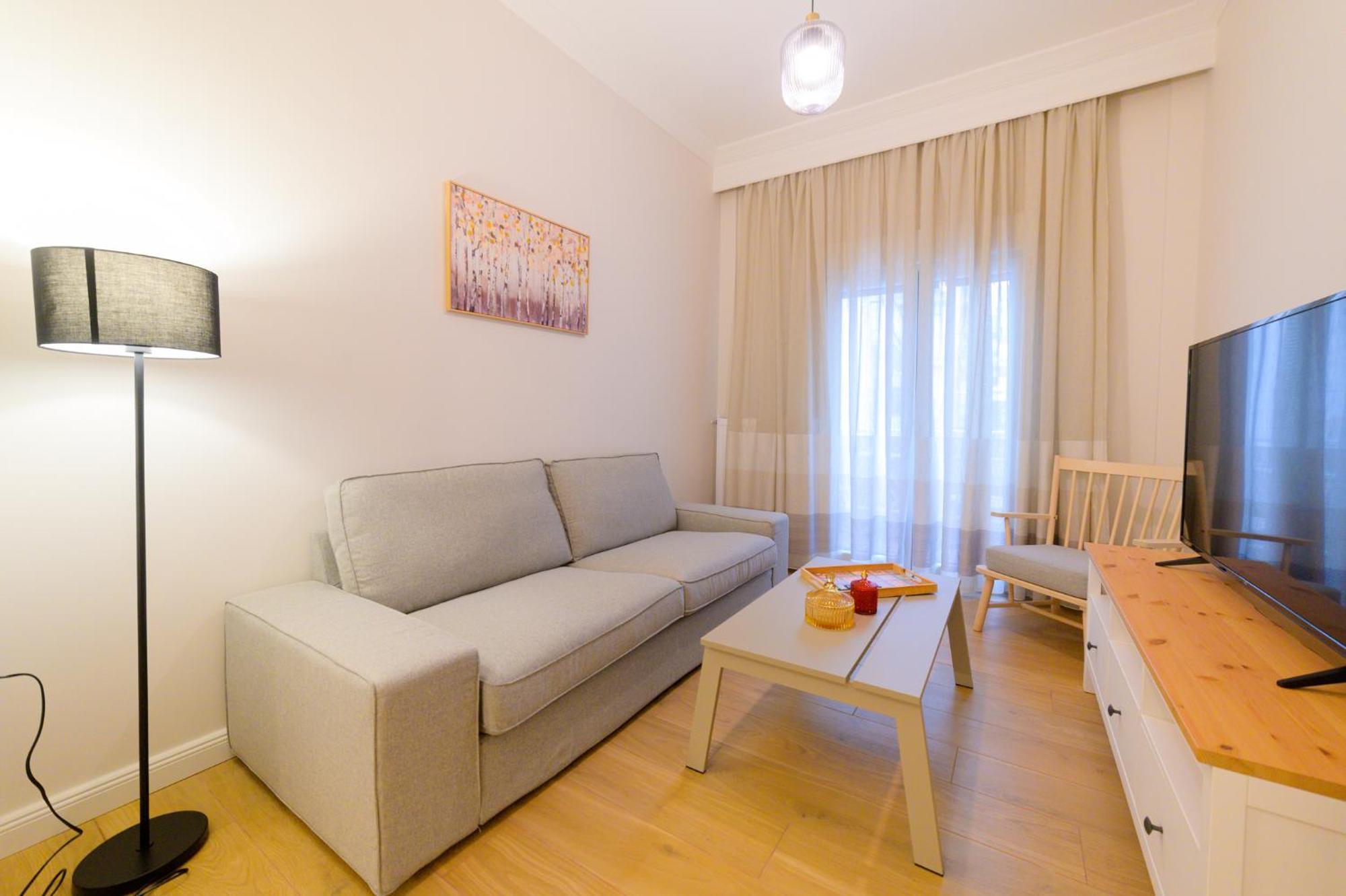 New Modern 2Nd Floor Apartment Thessaloniki Exterior photo